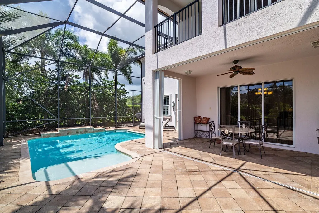 2002 Graden Drive Palm Beach Gardens FL 33410