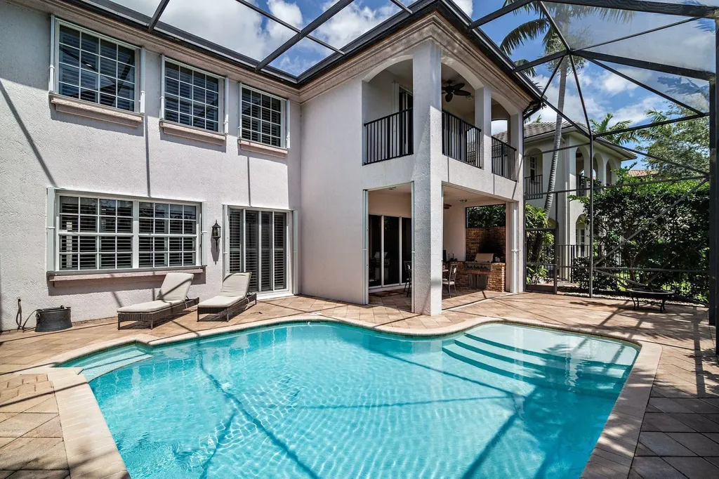 2002 Graden Drive Palm Beach Gardens FL 33410