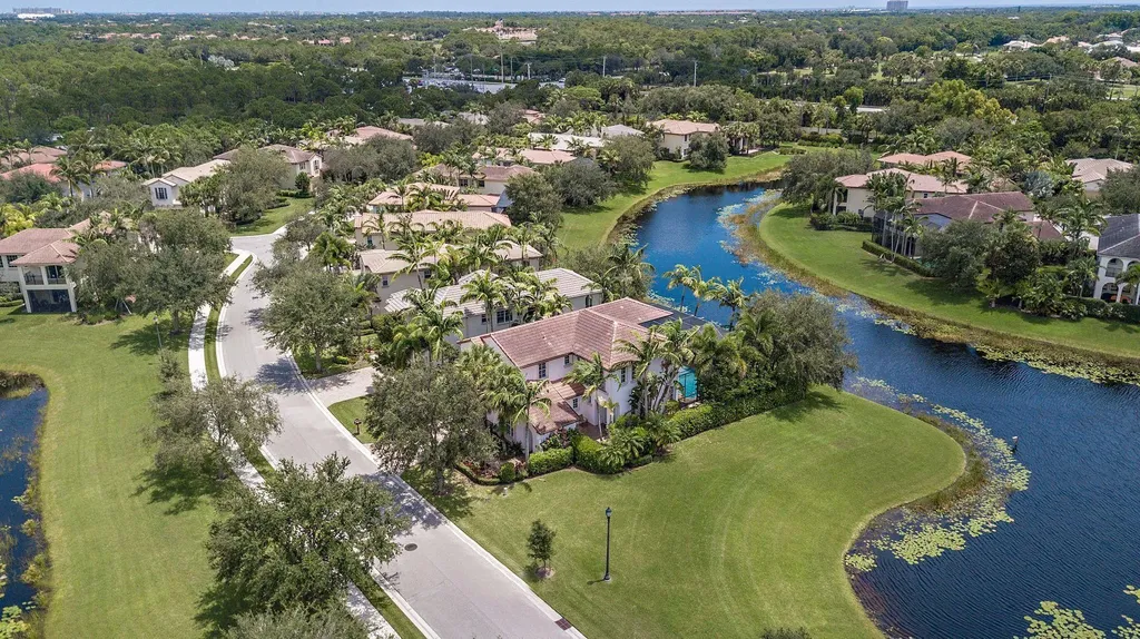 2002 Graden Drive Palm Beach Gardens FL 33410