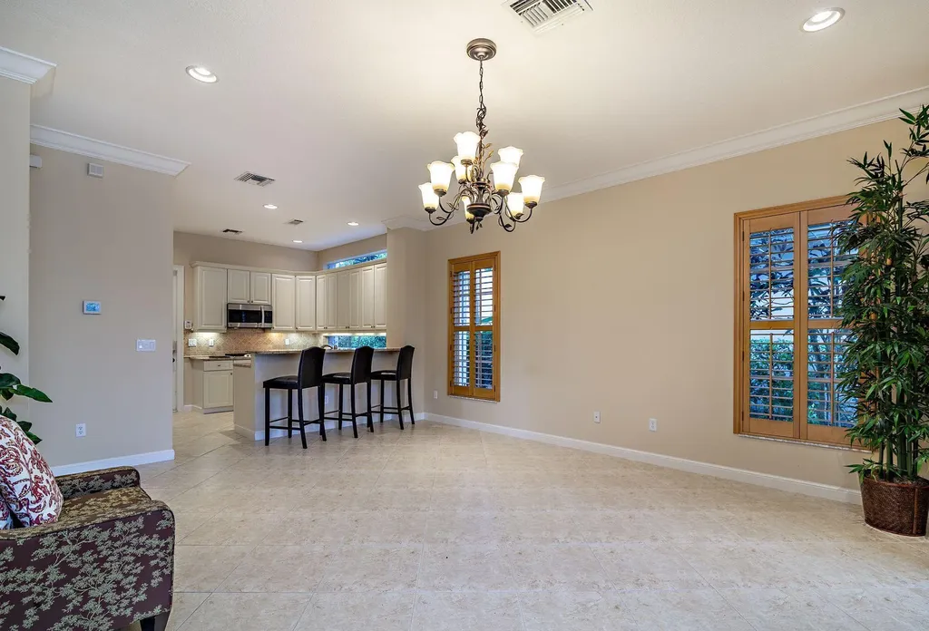 2002 Graden Drive Palm Beach Gardens FL 33410