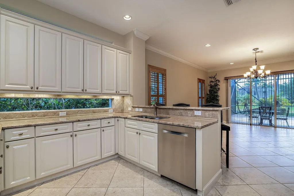 2002 Graden Drive Palm Beach Gardens FL 33410