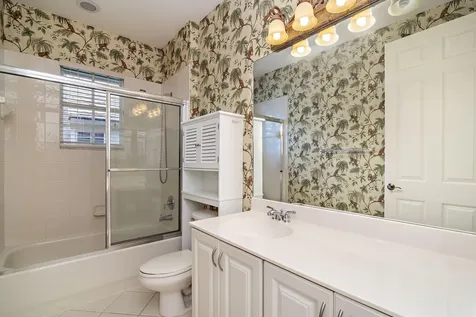 2002 Graden Drive Palm Beach Gardens FL 33410