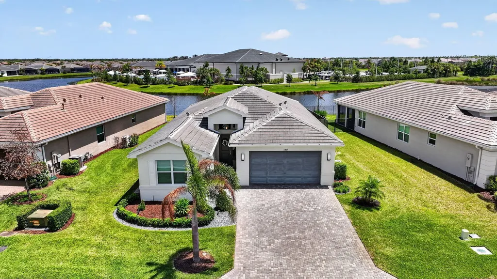 11869 SW Poseidon Way Port St Lucie FL 34987