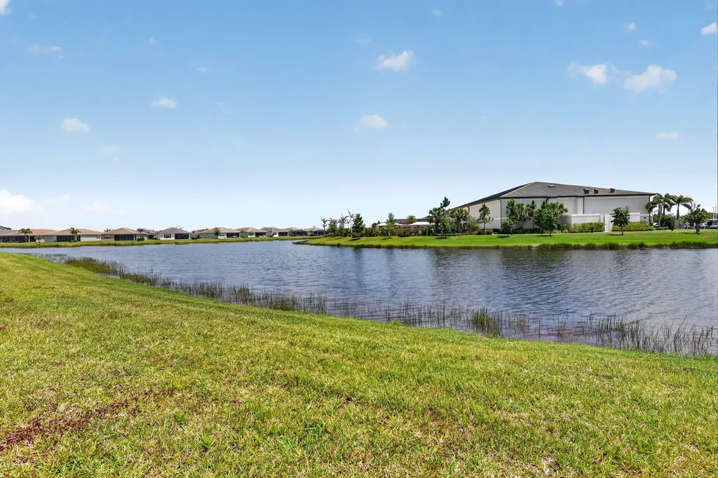 11869 SW Poseidon Way Port St Lucie FL 34987