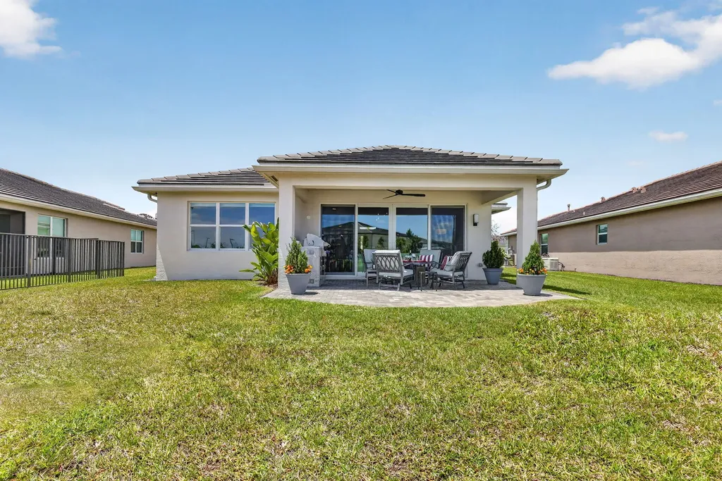 11869 SW Poseidon Way Port St Lucie FL 34987