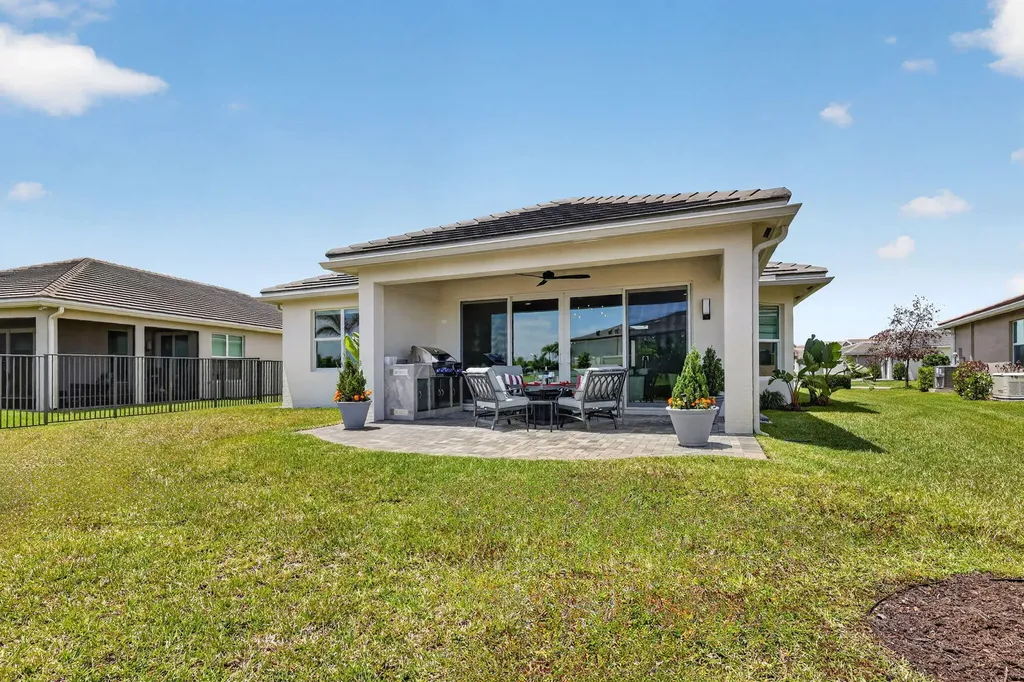 11869 SW Poseidon Way Port St Lucie FL 34987