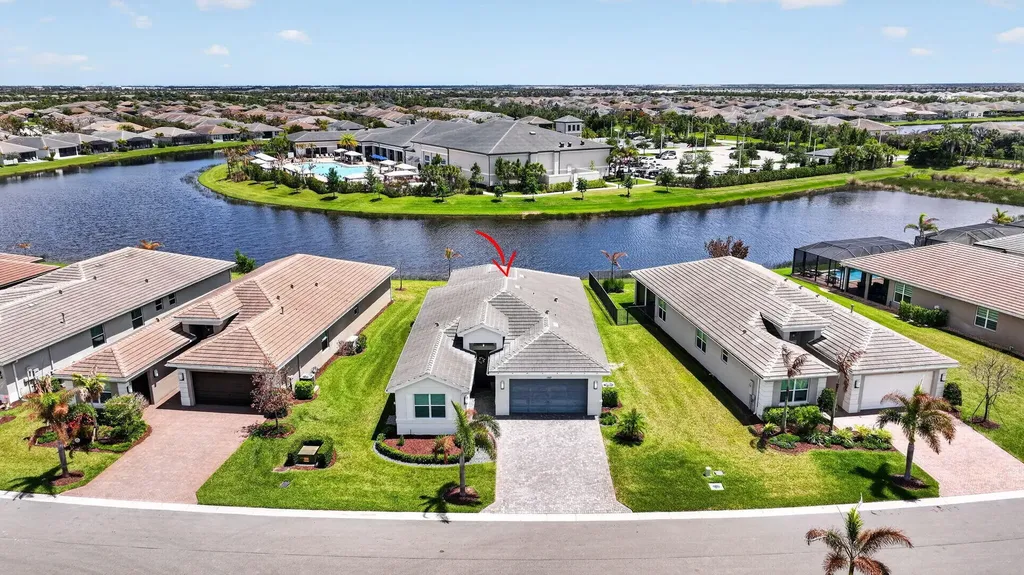 11869 SW Poseidon Way Port St Lucie FL 34987