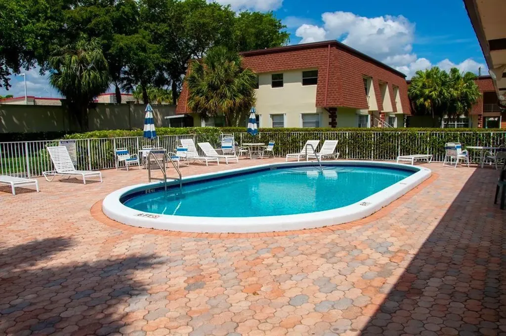 1991 NE 32nd Street Lighthouse Point FL 33064