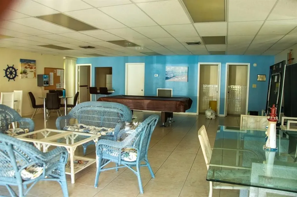 1991 NE 32nd Street Lighthouse Point FL 33064