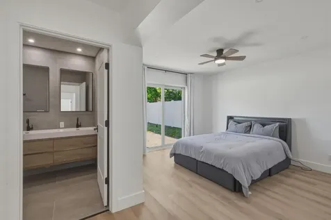 461 SW 1st Street Boca Raton FL 33432