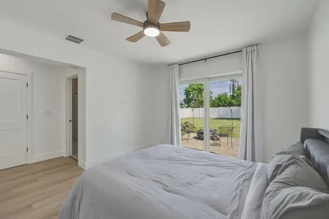 461 SW 1st Street Boca Raton FL 33432