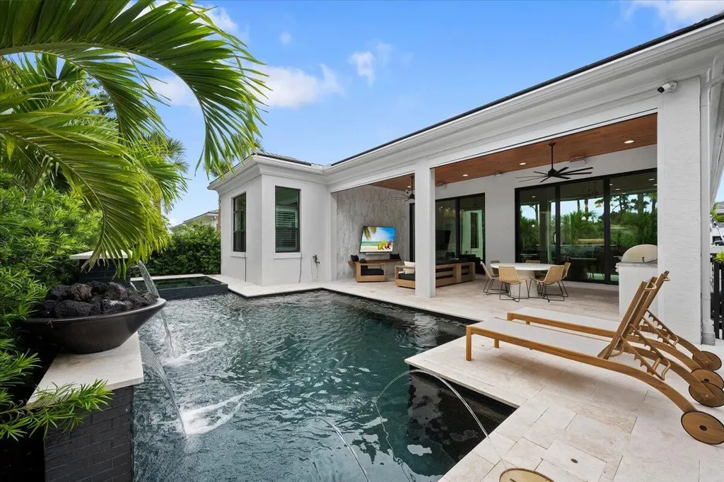 13234 Artisan Circle Palm Beach Gardens FL 33418