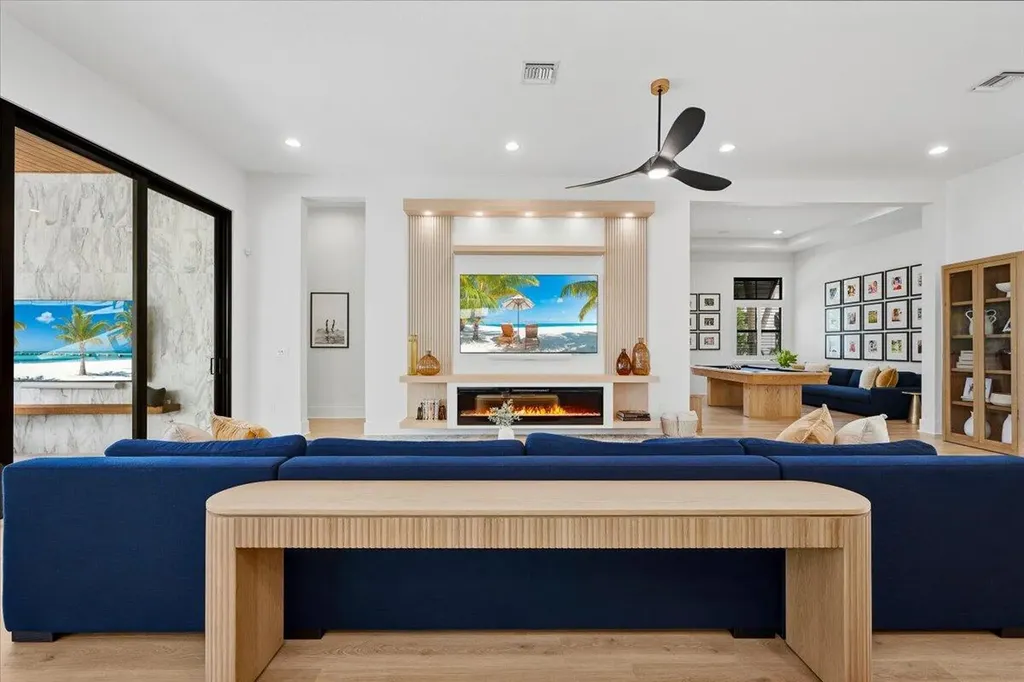 13234 Artisan Circle Palm Beach Gardens FL 33418