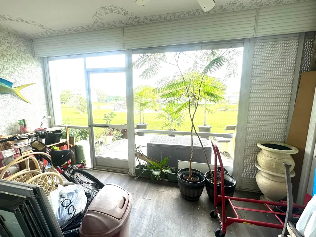 1092 Newport S Deerfield Beach FL 33442