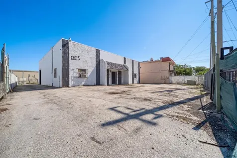 8015 NW 98th Street Hialeah Gardens FL 33016