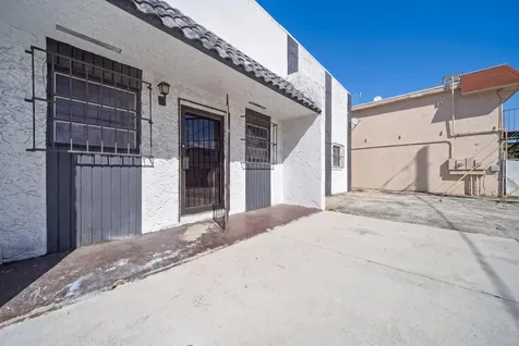 8015 NW 98th Street Hialeah Gardens FL 33016