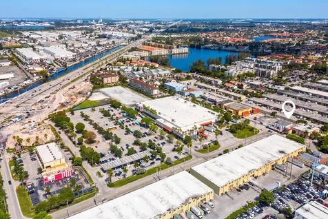 8015 NW 98th Street Hialeah Gardens FL 33016