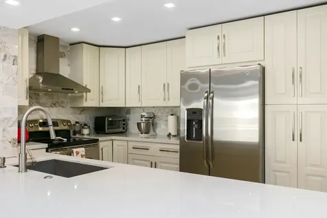 1147 Hillsboro Mile Hillsboro Beach FL 33062