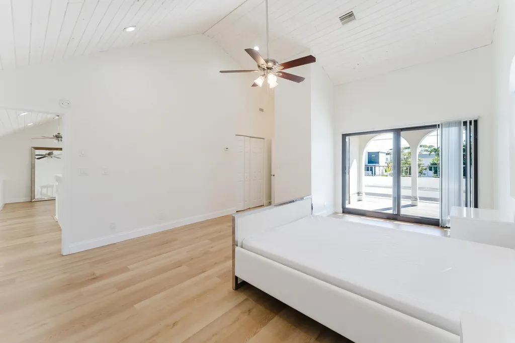 665 Jeffery Street Boca Raton FL 33487