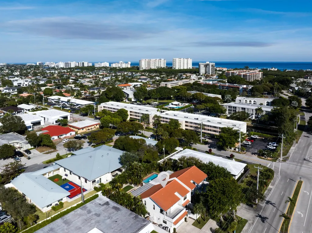 665 Jeffery Street Boca Raton FL 33487