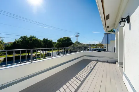 665 Jeffery Street Boca Raton FL 33487