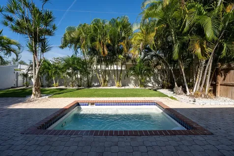 665 Jeffery Street Boca Raton FL 33487