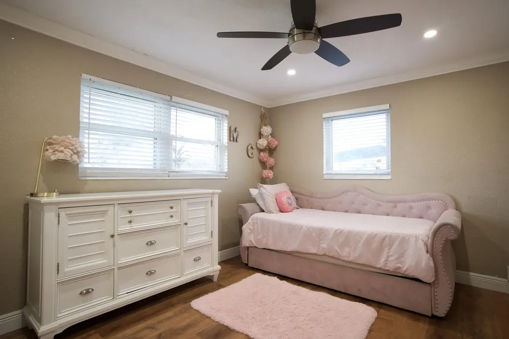 2836 SW 4th Court Fort Lauderdale FL 33312