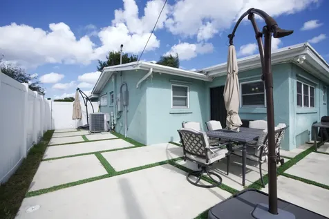 2836 SW 4th Court Fort Lauderdale FL 33312