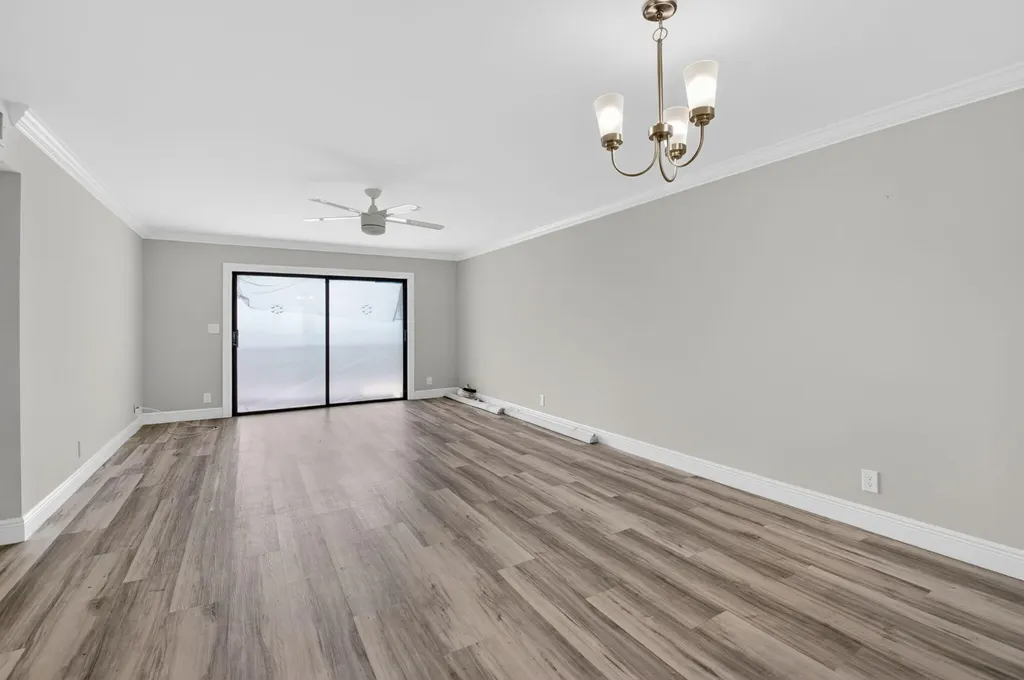 7076 Huntington Lane Delray Beach FL 33446