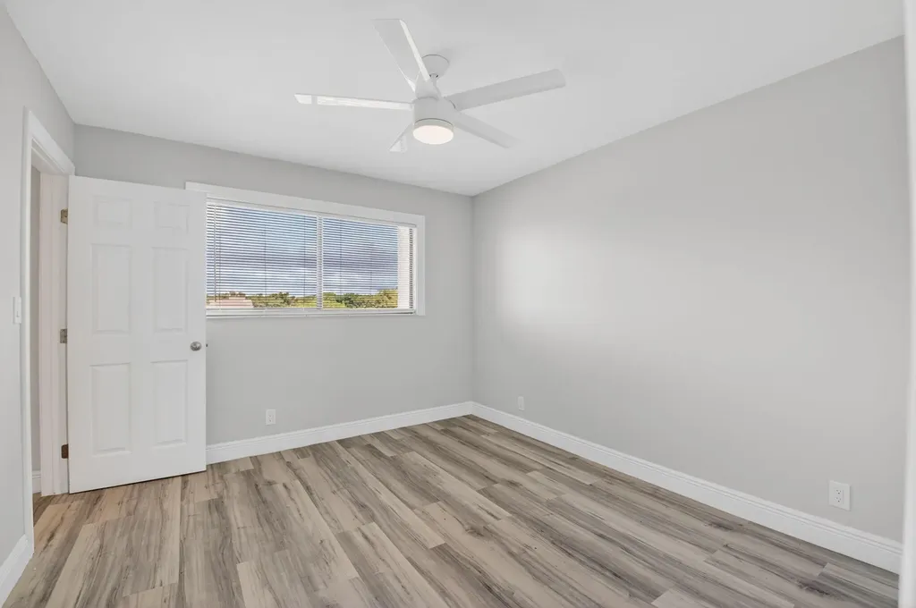 7076 Huntington Lane Delray Beach FL 33446