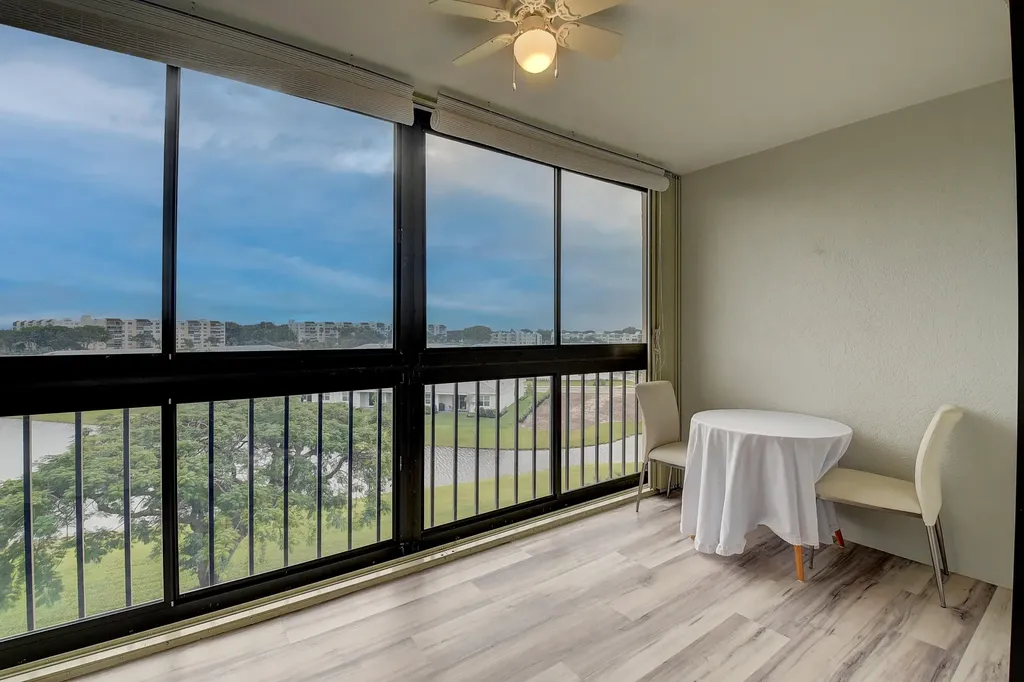 7076 Huntington Lane Delray Beach FL 33446
