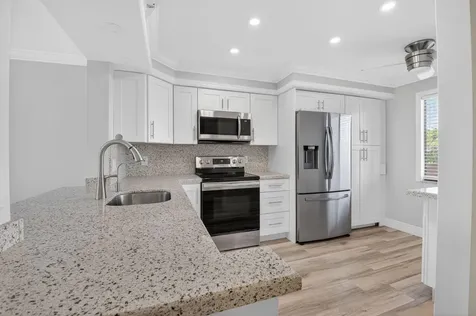 7076 Huntington Lane Delray Beach FL 33446