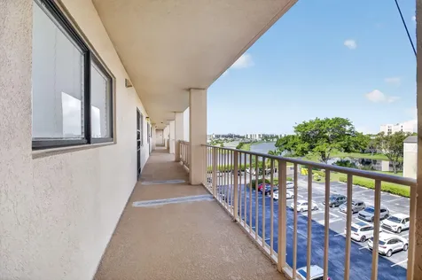 7076 Huntington Lane Delray Beach FL 33446