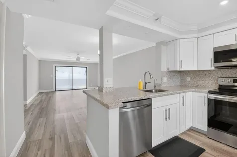 7076 Huntington Lane Delray Beach FL 33446