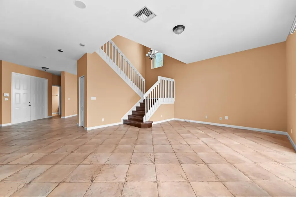 116 Hamilton Terrace Royal Palm Beach FL 33414