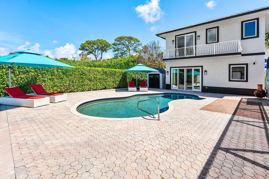 5495 Hibiscus Road Jupiter FL 33458