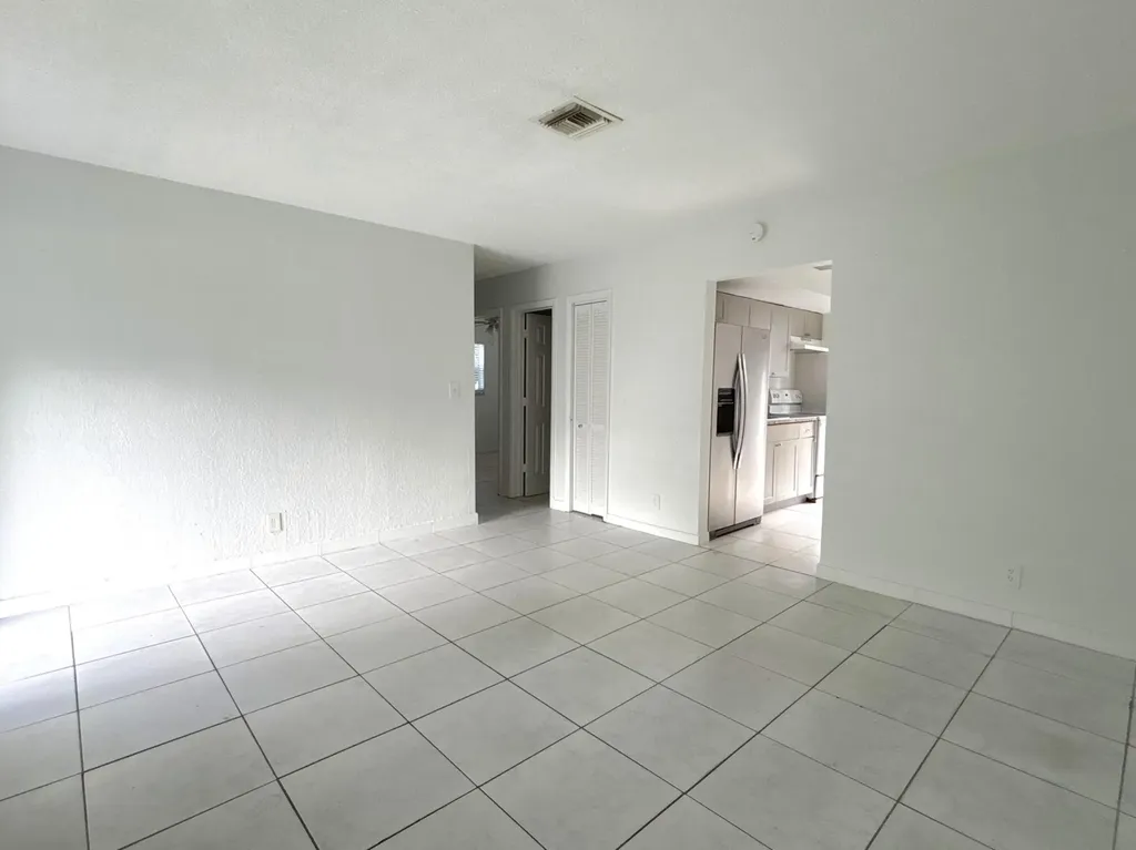830 SW 10th Street Pompano Beach FL 33060
