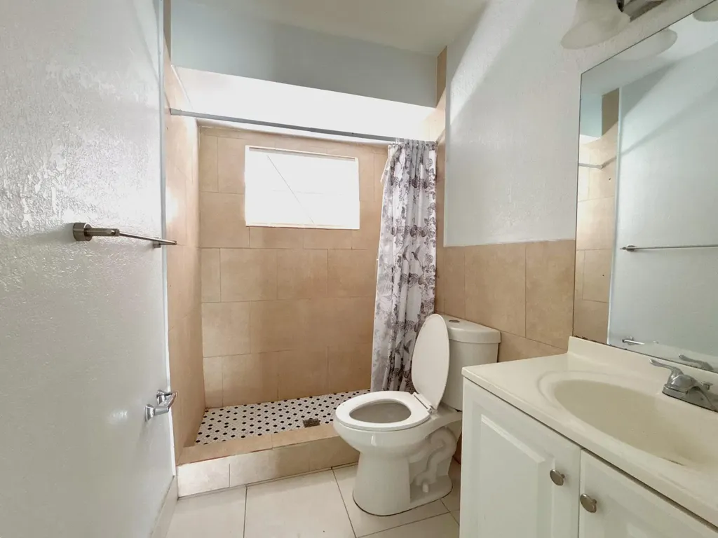 830 SW 10th Street Pompano Beach FL 33060