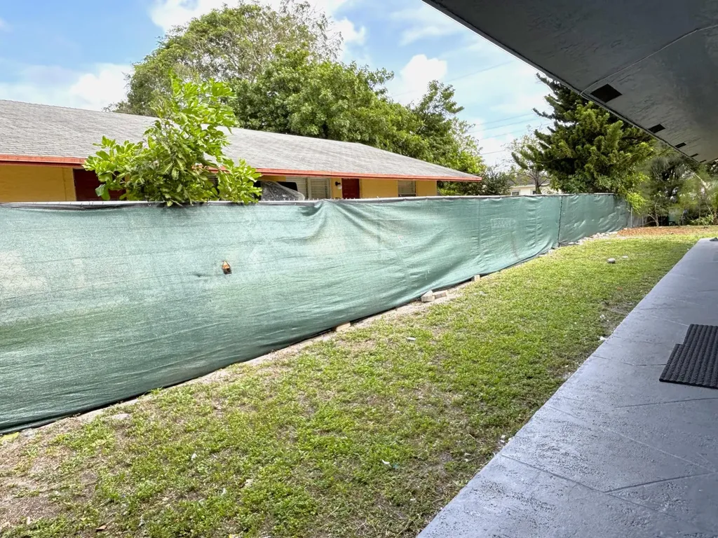 830 SW 10th Street Pompano Beach FL 33060