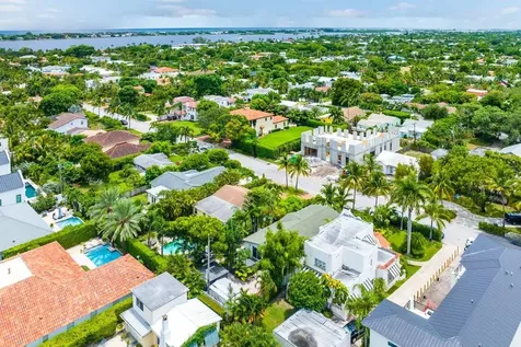 353 E Lakewood Road West Palm Beach FL 33405
