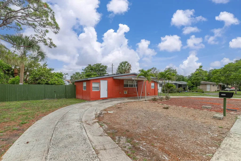 2550 SW 5th Street Fort Lauderdale FL 33312
