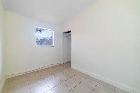 2550 SW 5th Street Fort Lauderdale FL 33312