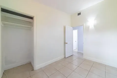 2550 SW 5th Street Fort Lauderdale FL 33312