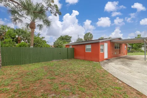 2550 SW 5th Street Fort Lauderdale FL 33312