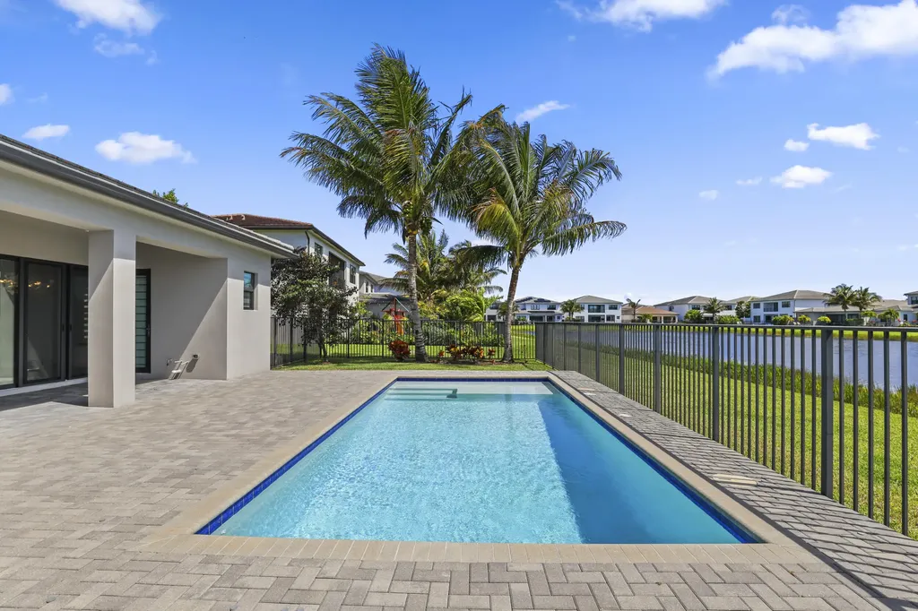 17094 Rainbow Falls Trail Boca Raton FL 33496