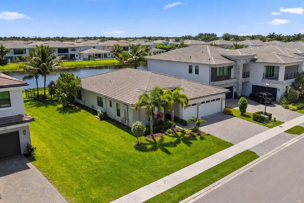 17094 Rainbow Falls Trail Boca Raton FL 33496