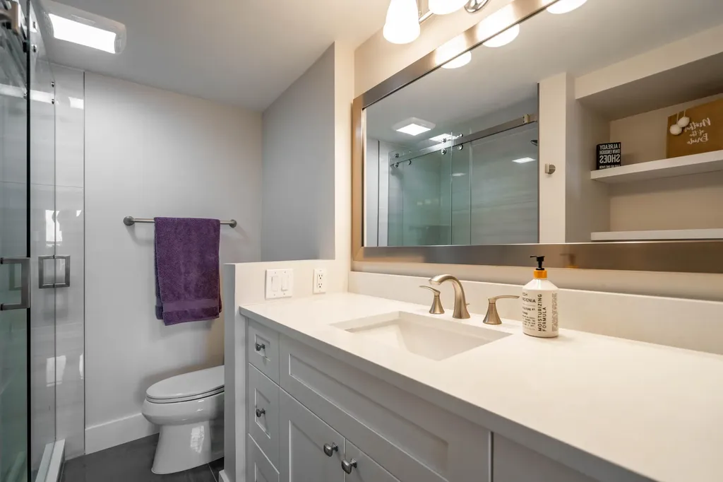 250 NE 20th Street Boca Raton FL 33431