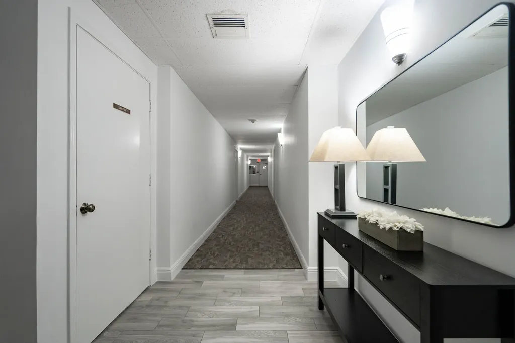 250 NE 20th Street Boca Raton FL 33431