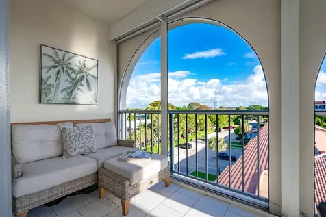 250 NE 20th Street Boca Raton FL 33431