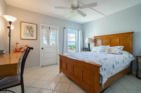 250 NE 20th Street Boca Raton FL 33431